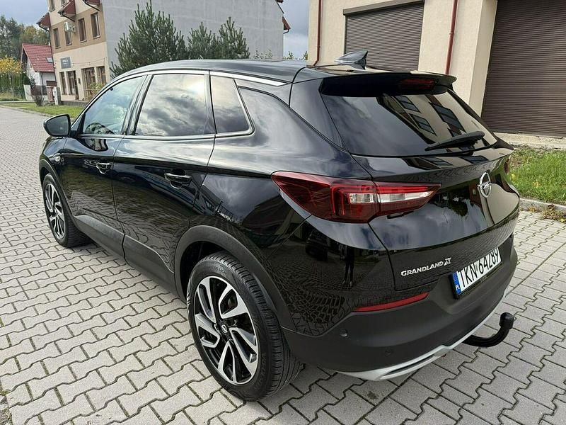 Używany Opel Grandland X 120 KM (88 kW) 2017 Czarny (metalik) SUV