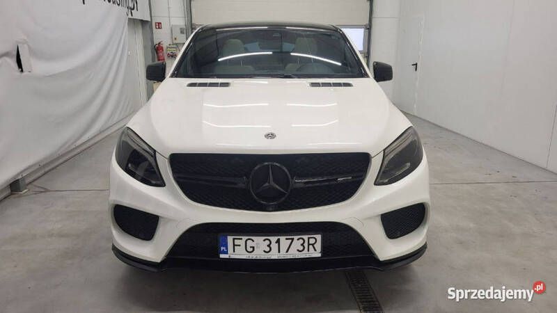 Biały Używany 2018 Mercedes GLE43 AMG AMG Coupe | 200 000 zł - Obraz 1/4