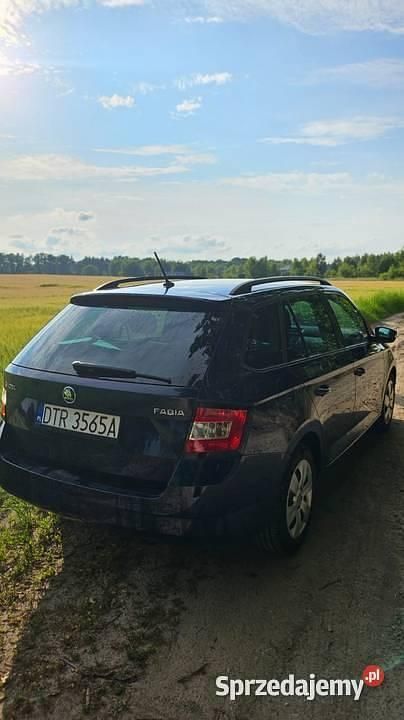 Używany Skoda Fabia Ambition 2016 Granatowy Hatchback