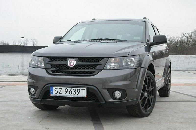 Używany Fiat Freemont Black Code 2014 Szary SUV
