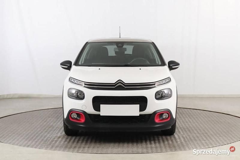 Biały Używany 2018 Citroën C3 PureTech Hatchback | 37 999 zł (Uczciwa cena) - Obraz 1/4