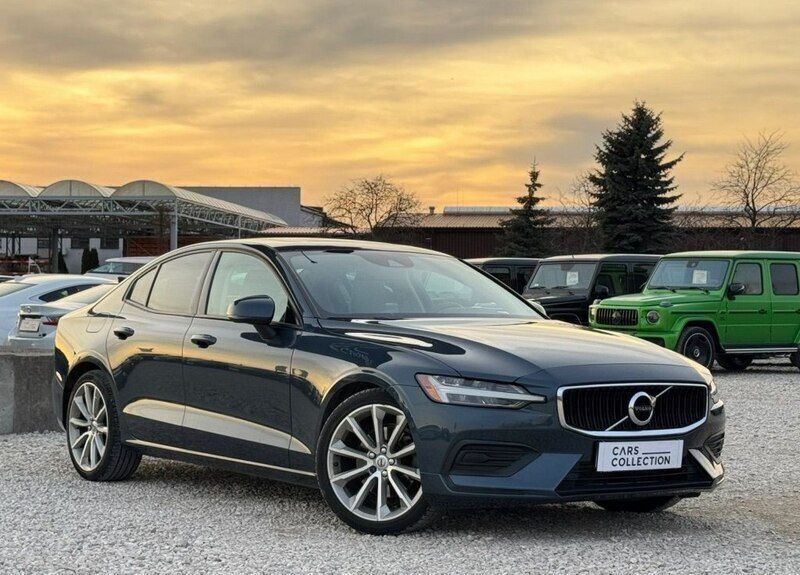 Niebieski Używany 2020 Volvo S60 Sedan/Limuzyna | 114 900 zł (Dobra cena) - Obraz 1/4