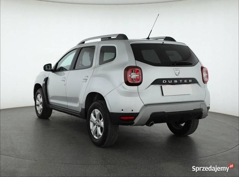 Używany Dacia Duster 109 KM (80 kW) 2018 Srebrny SUV