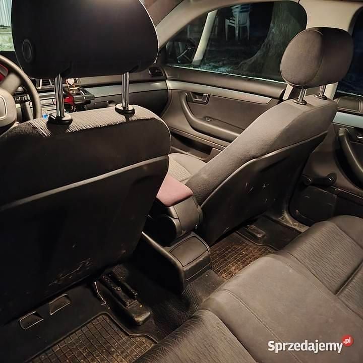 Używany Audi A4 2005 Czarny Kombi