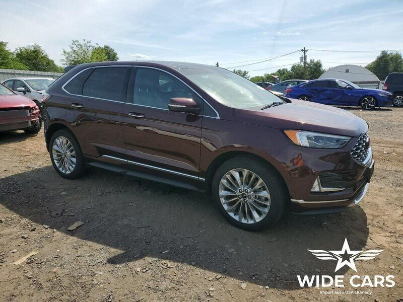 Bordowy (metalik) Używany 2020 Ford Edge Titanium SUV | 50 900 zł - Obraz 1/4