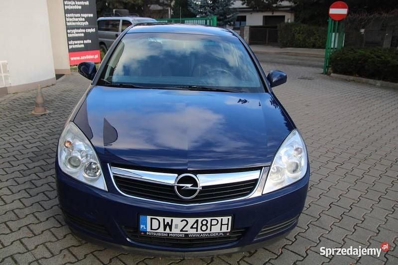 Używany Opel Vectra 2006 Granatowy