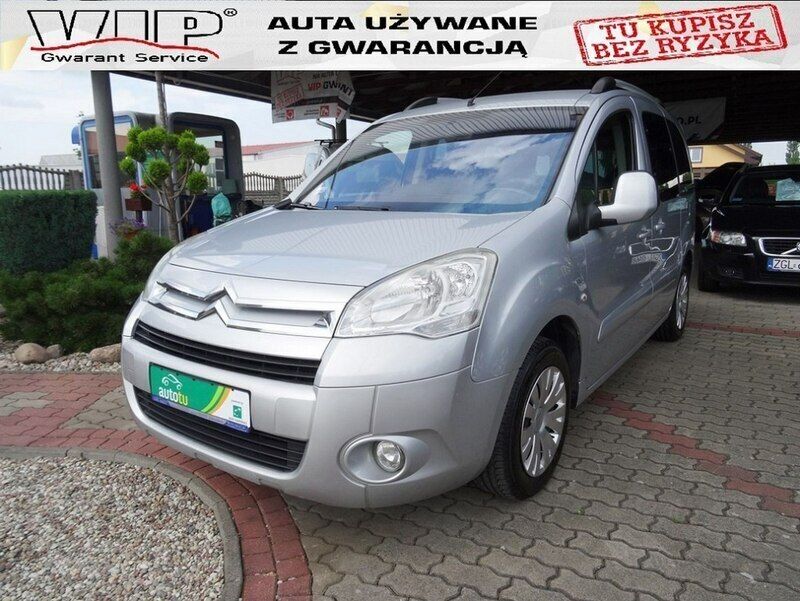 Srebrny Używany 2012 Citroën Berlingo Minivan | 24 900 zł (Uczciwa cena) - Obraz 1/4