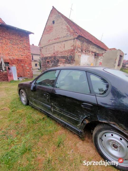Używany Subaru Legacy 1999 Czarny Sedan/Limuzyna