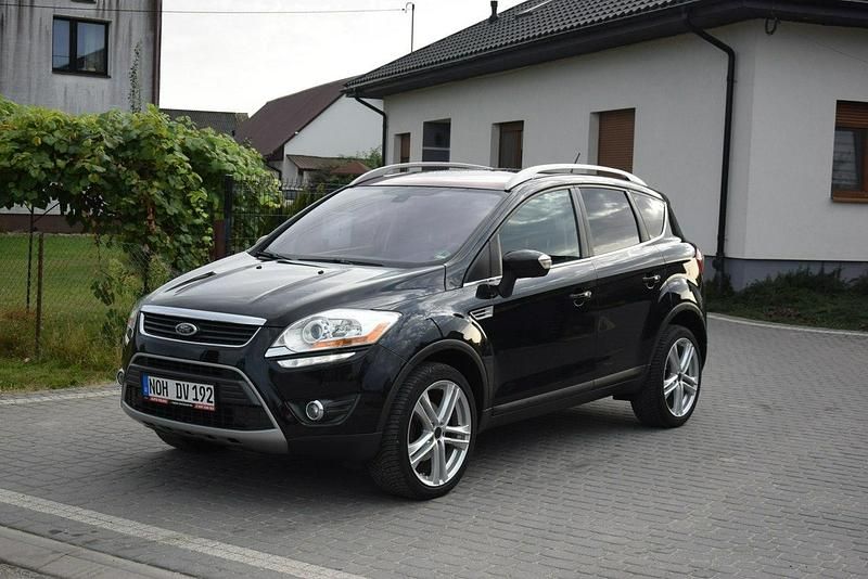 Czarny Używany 2012 Ford Kuga Titanium S SUV | 38 900 zł (Uczciwa cena) - Obraz 1/4