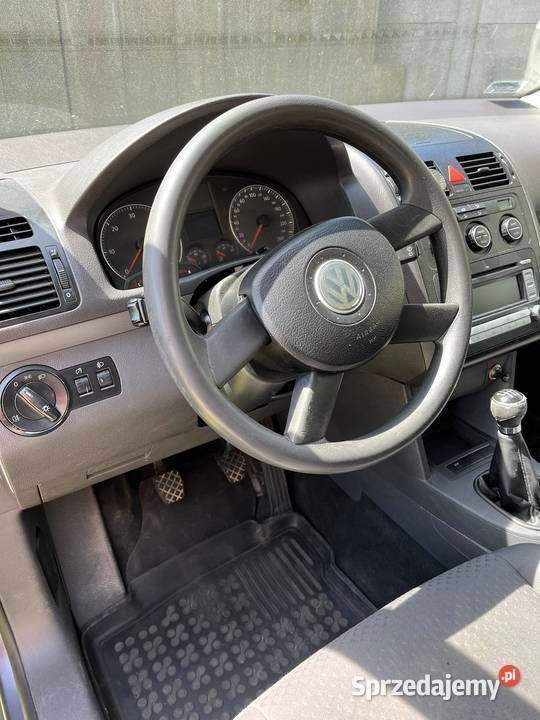 Używany VW Touran 105 KM (77 kW) 2006 Minivan