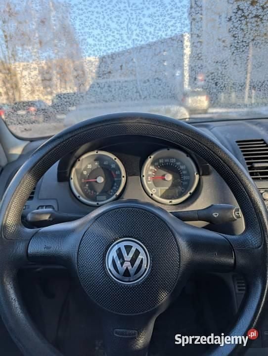 Używany VW Polo 2001 Srebrny Hatchback