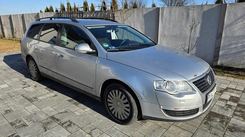 Używany VW Passat 2005 Srebrny Kombi