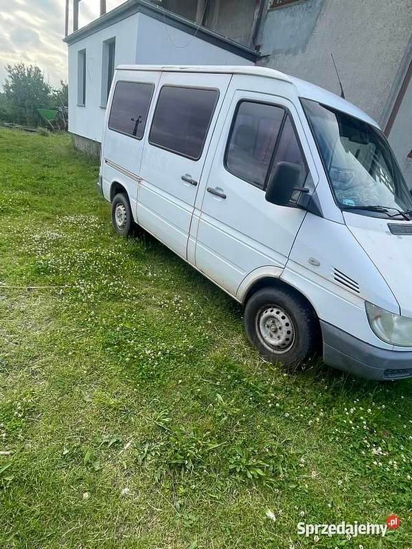 Biały Używany 2005 Mercedes Sprinter Van | 9500 zł - Obraz 1/2