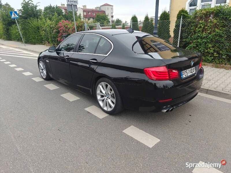 Używany BMW 530 2011 Czarny Sedan/Limuzyna