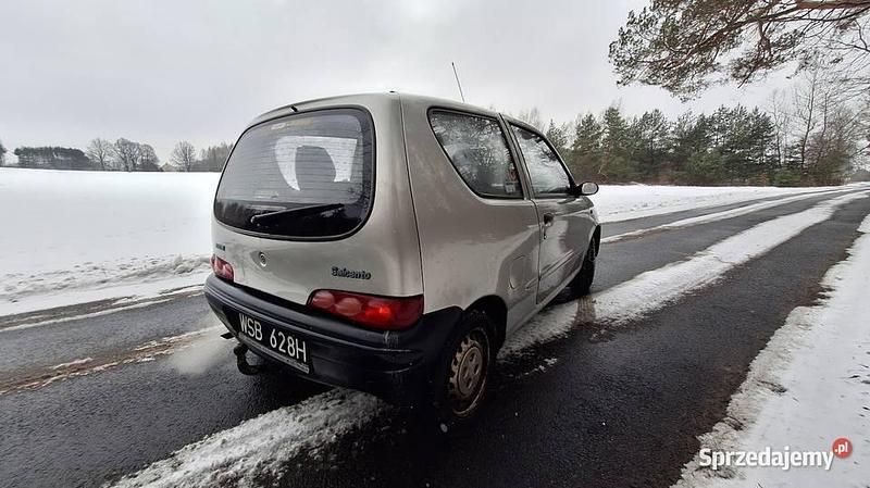 Używany Fiat Seicento 1999 Srebrny Hatchback