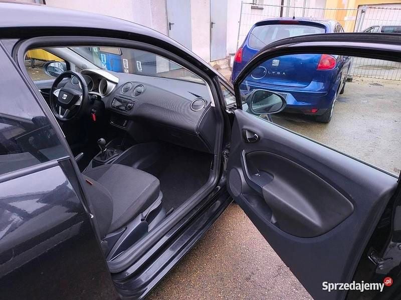 Używany Seat Ibiza 2008 Czarny Hatchback