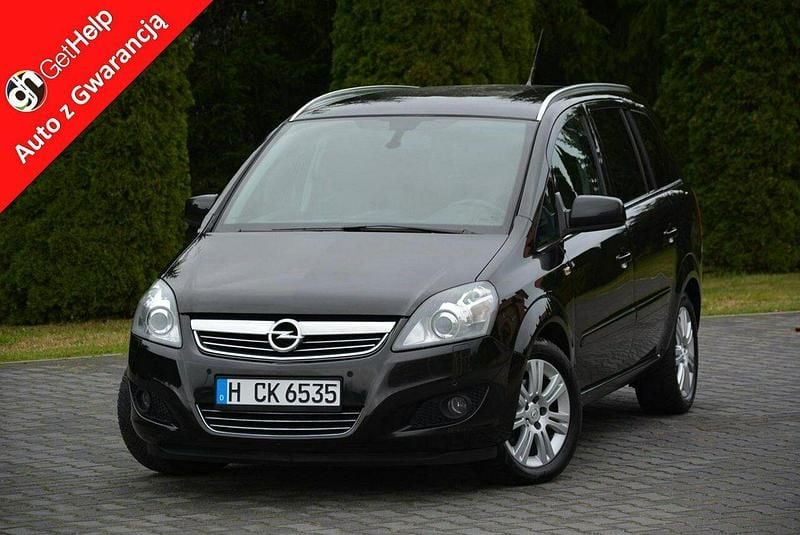 Czarny Używany 2013 Opel Zafira Minivan | 22 900 zł (Uczciwa cena) - Obraz 1/4
