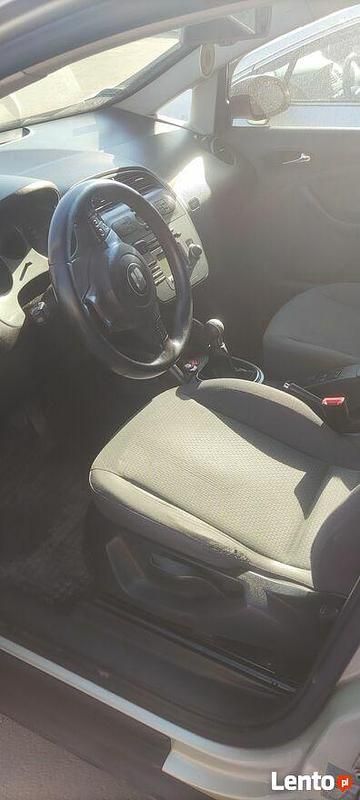 Używany Seat Toledo 2007 Brązowobeżowy Sedan/Limuzyna