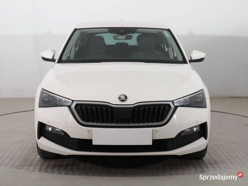 Biały Używany 2021 Skoda Scala Hatchback | 69 999 zł (Dobra cena) - Obraz 1/4