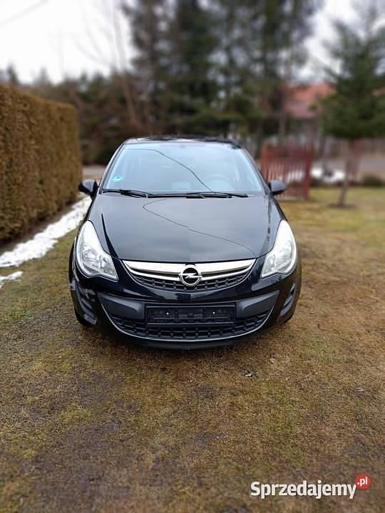 Używany Opel Corsa 2012 Czarny Hatchback