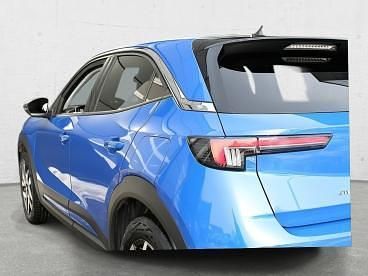 Używany Opel Mokka-e Elegance 100 kW (136 KM) 2023 Niebieski SUV