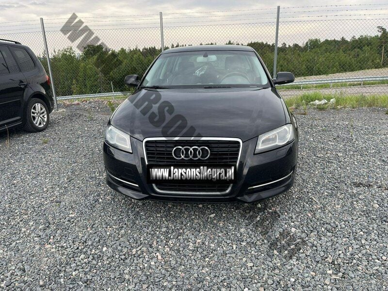 Czarny Używany 2012 Audi A3 Hatchback | 17 850 zł - Obraz 1/4