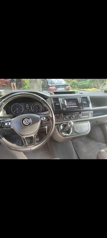 Biały Używany 2017 VW Multivan Van | 110 000 zł (Super Cena) - Obraz 1/4