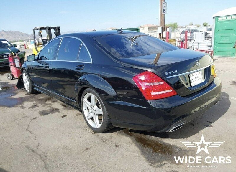 Czarny Używany 2010 Mercedes S550 AMG Sedan/Limuzyna | 35 100 zł - Obraz 1/4