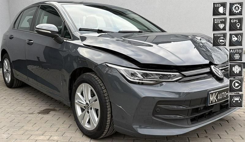 Szary (metalik) Używany 2024 VW Golf VIII Hatchback | 54 900 zł - Obraz 1/4