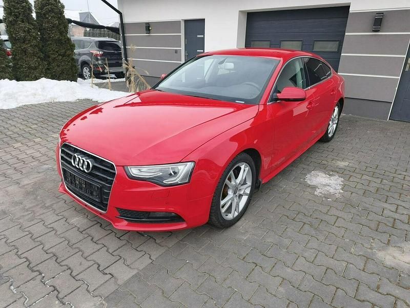 Używany Audi A5 2013 Czerwony Sedan/Limuzyna