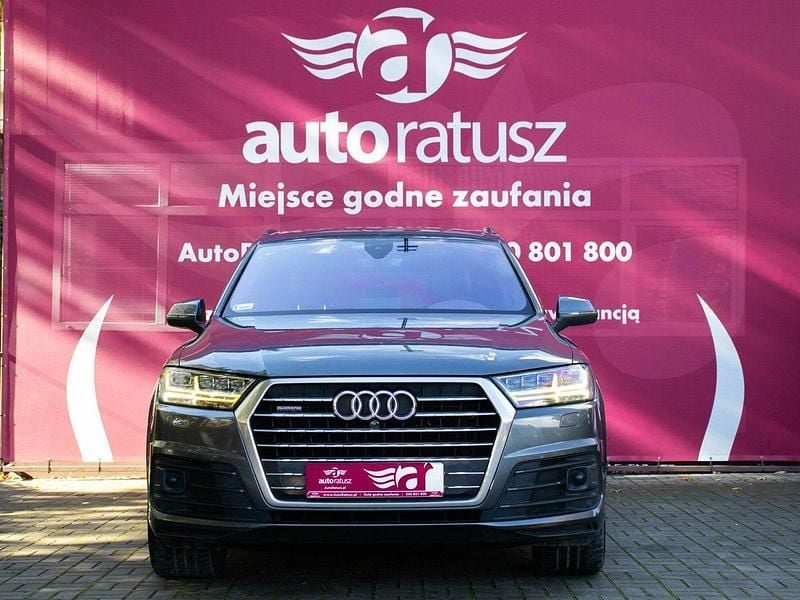 Używany Audi Q7 S-Line 272 KM (200 kW) 2015 Szary (metalik) SUV