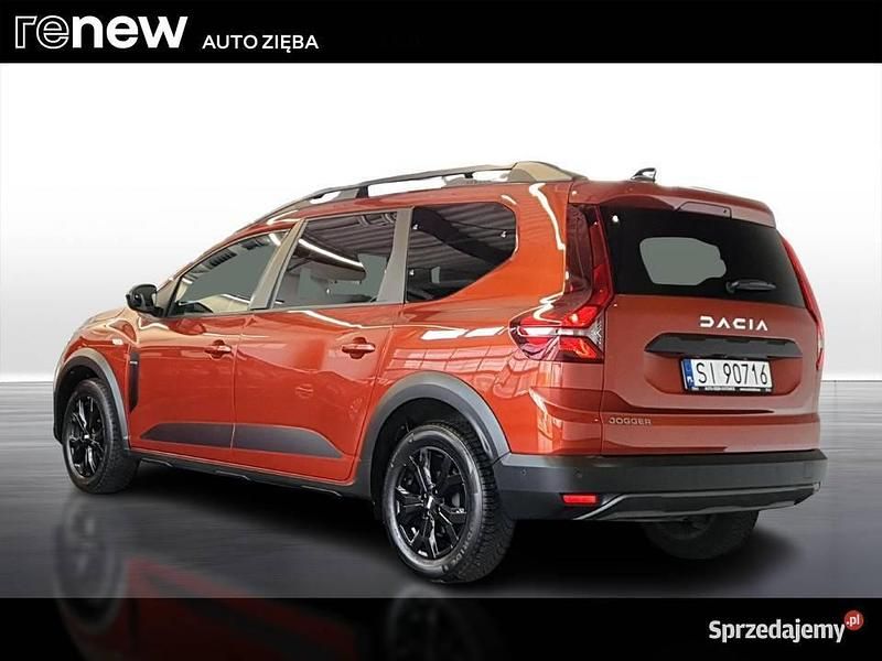 Używany Dacia Jogger Extreme 2023 Brązowy Minivan