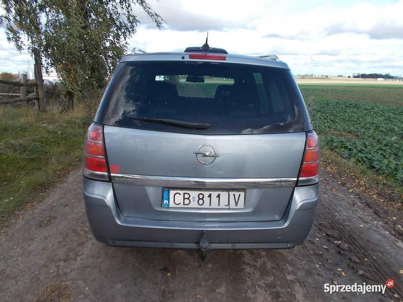 Używany 2006 Opel Zafira | 8500 zł (Dość drogi) - Obraz 1/4