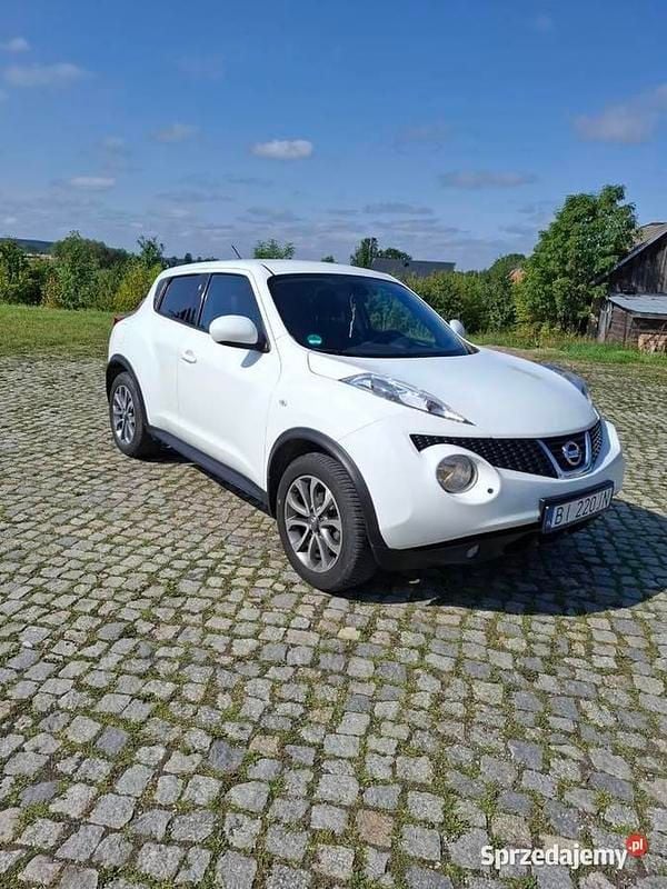 Biały Używany 2014 Nissan Juke SUV | 40 000 zł (Uczciwa cena) - Obraz 1/4
