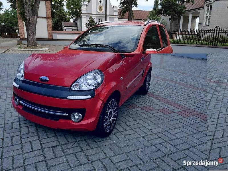 Czerwony Używany 2013 Microcar M.Go Hatchback | 37 800 zł - Obraz 1/4