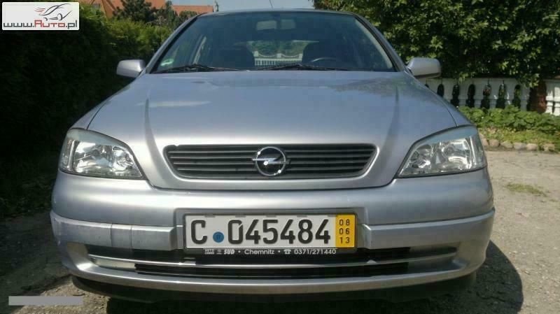 Używany Opel Astra 115 KM (84 kW) 2000 Niebieski (metalik) Sedan/Limuzyna