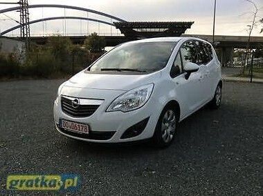 Biały Używany 2011 Opel Meriva Minivan | 28 900 zł (Drogi) - Obraz 1/4