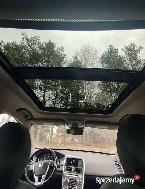 Używany 2015 Volvo XC60 Standard SUV | 66 000 zł - Obraz 1/4