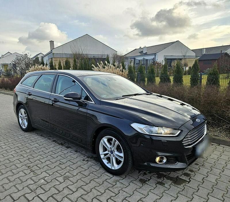 Czarny Używany 2015 Ford Mondeo Kombi | 39 990 zł (Uczciwa cena) - Obraz 1/4