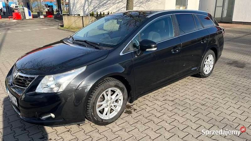 Używany 2011 Toyota Avensis | 33 000 zł (Uczciwa cena) - Obraz 1/4