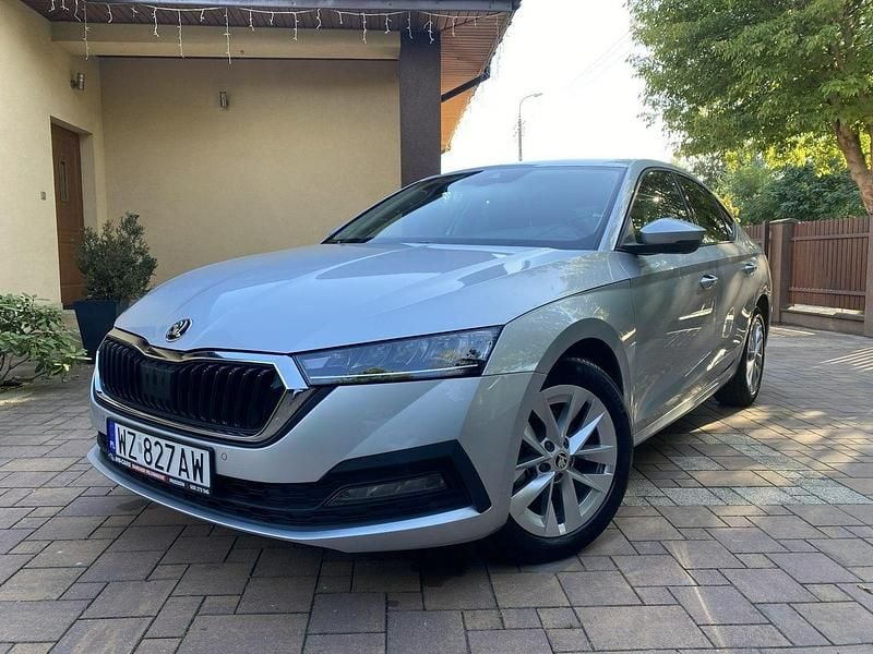 Srebrny Używany 2020 Skoda Octavia Sedan/Limuzyna | 79 900 zł (Uczciwa cena) - Obraz 1/4
