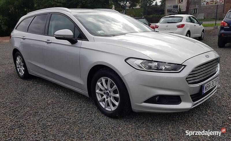 Srebrny Używany 2015 Ford Mondeo Sedan/Limuzyna | 39 900 zł (Drogi) - Obraz 1/4