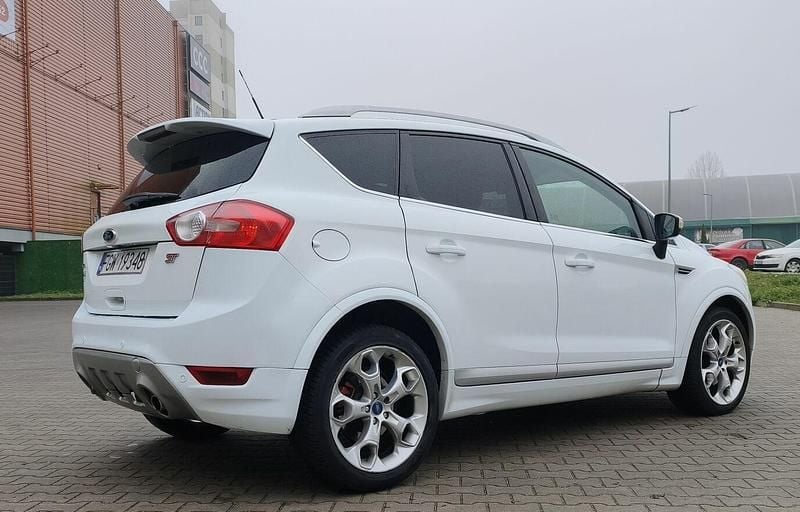 Biały Używany 2012 Ford Kuga Individual SUV | 37 999 zł (Uczciwa cena) - Obraz 1/4