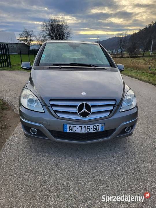 Używany 2009 Mercedes B180 Minivan | 19 700 zł (Drogi) - Obraz 1/4