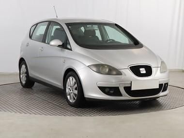 Srebrny Używany 2004 Seat Altea Minivan | 3999 zł - Obraz 1/2