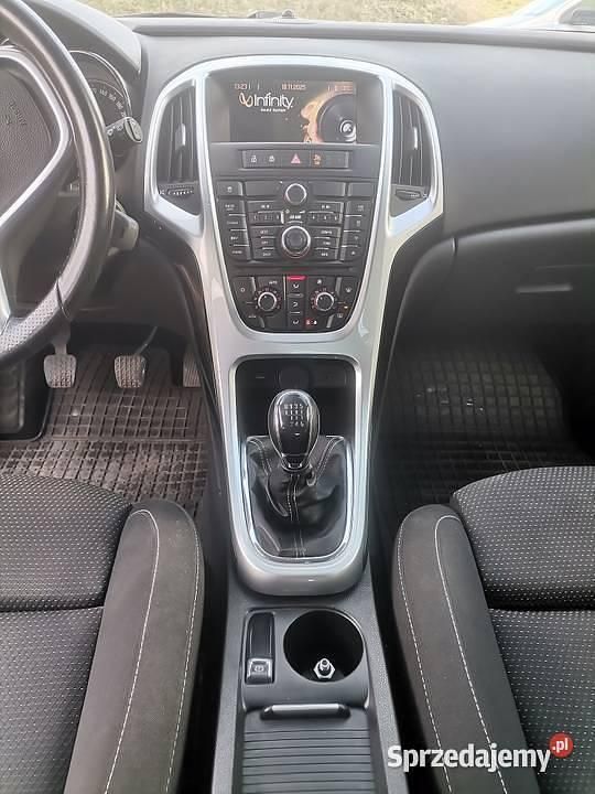 Używany Opel Astra 2010