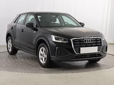 Czarny Używany 2024 Audi Q2 SUV | 94 999 zł - Obraz 1/4