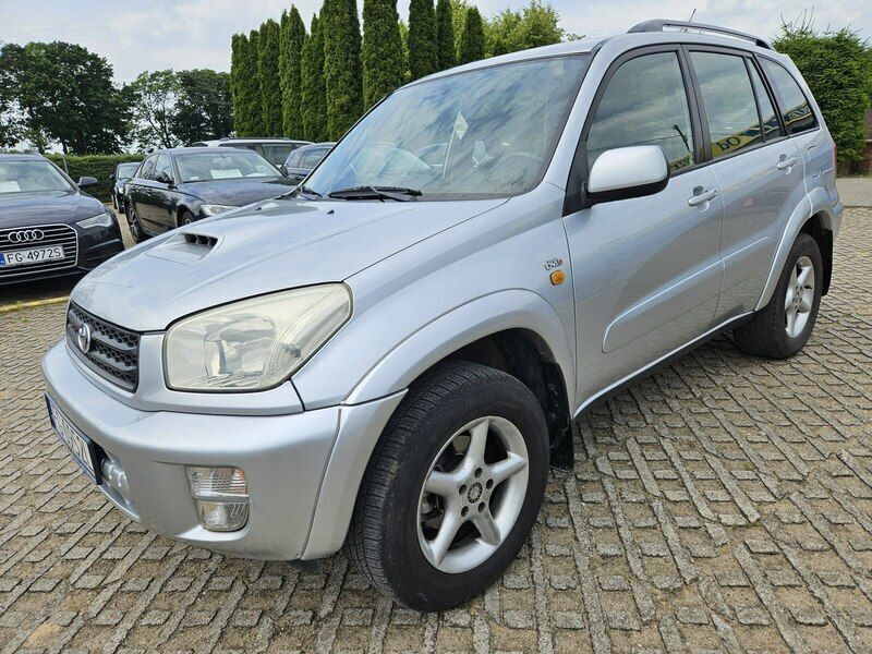 Srebrny Używany 2001 Toyota RAV4 SUV | 16 600 zł (Uczciwa cena) - Obraz 1/4