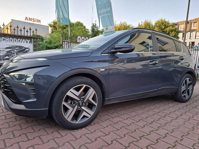 Używany Hyundai Bayon 100 KM (73 kW) 2022 Szary (metalik) SUV