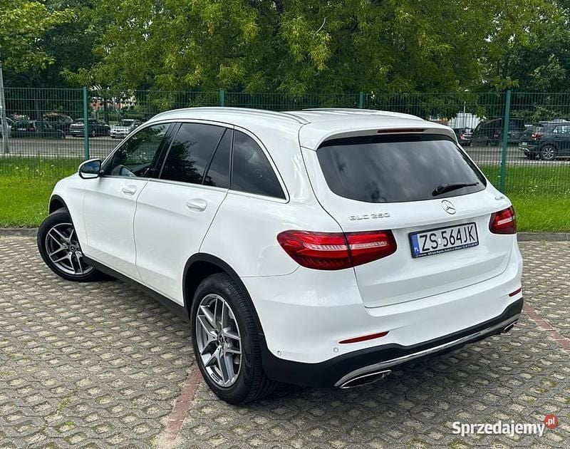 Używany Mercedes GLC250 211 KM (155 kW) 2018